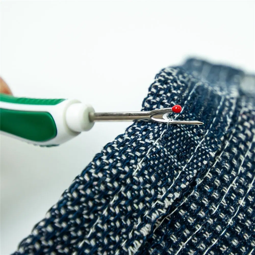 Thread Removal Tool for Hand Sewing Tailor Accessories with Secant Knife Silicon Handle Seam Ripper 4 Color Chose for Needlework