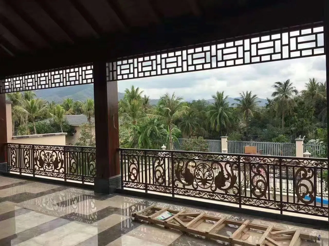 Chinese-Style Aluminum Decoration Cladding Balcony Fence