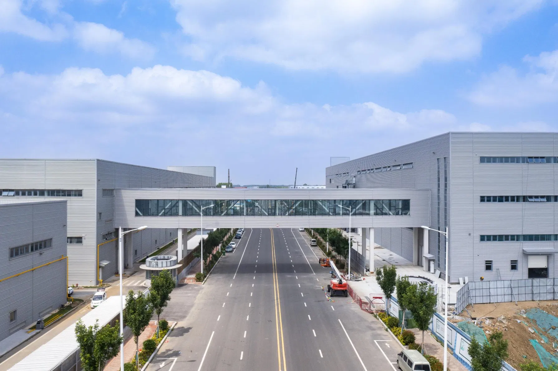 Professional Steel Prefab Storage Warehouse Workshop Shed Steel Structure Shopping Mall