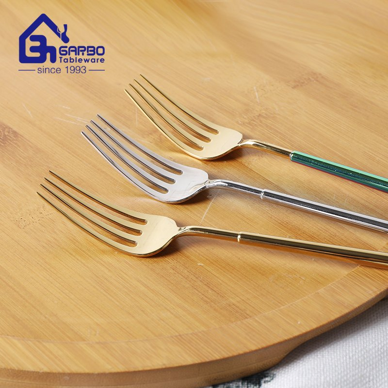 Handmade Mirror Polish Electronic-Plating Golden Stainless Steel Portugal Style Dinner Steak Fork Long Metal Handle Fork for Eating Dinner in Hotel Party