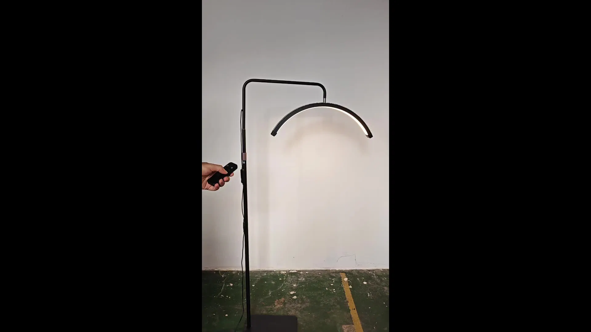 Nail Salon Half Moon Lamp LED Lighting Equipment Supplier