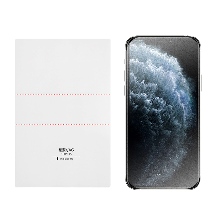 Матовая гидрогелевая плёнка для всех моделей iPhone