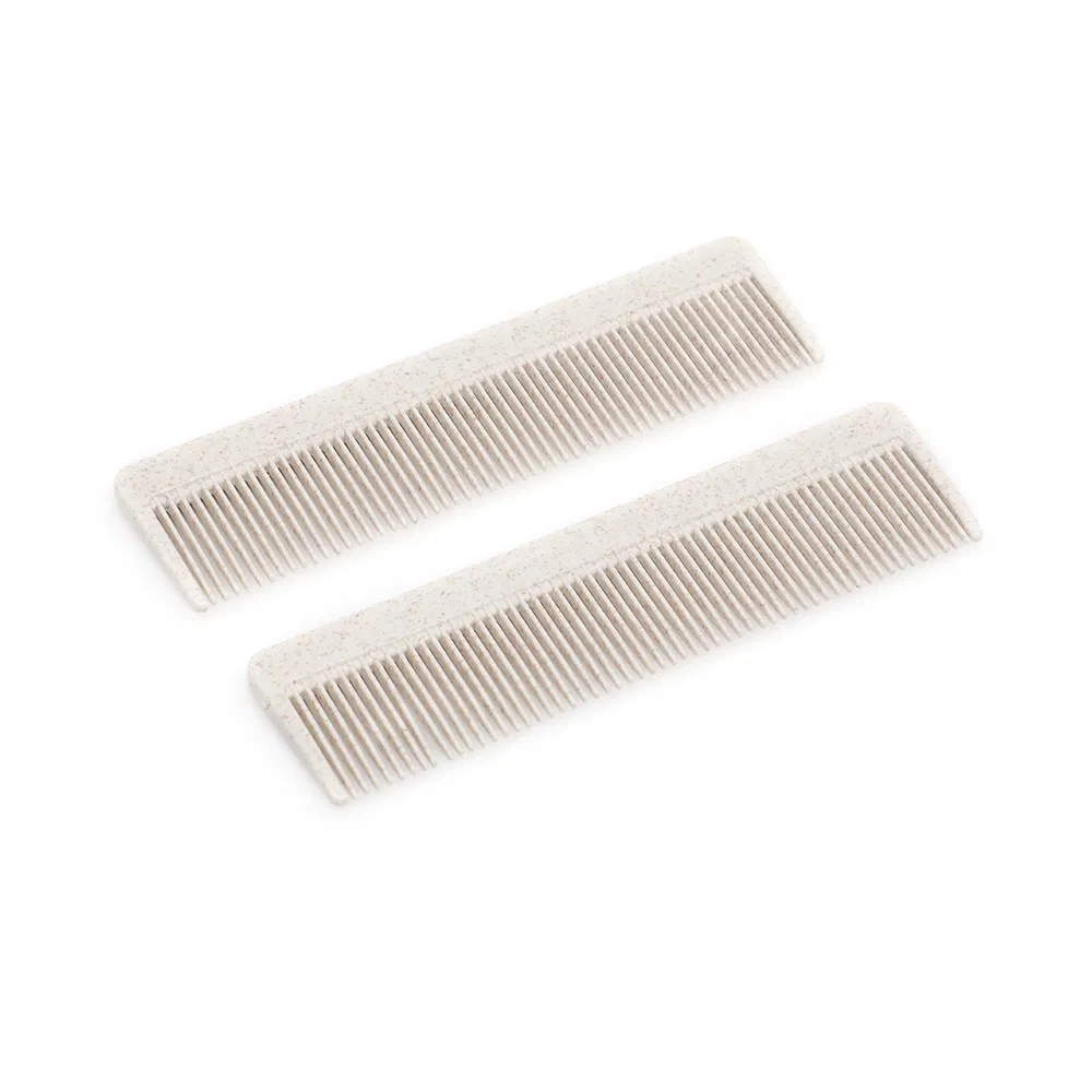 Affordable Disposable Plastic Hotel Comb in Paper Box