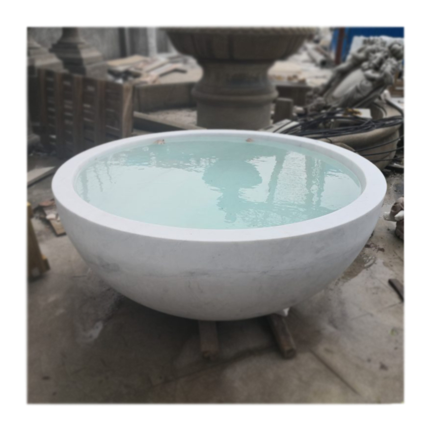 Белая отдельностоящая ванна в стиле минимализм с серым узором