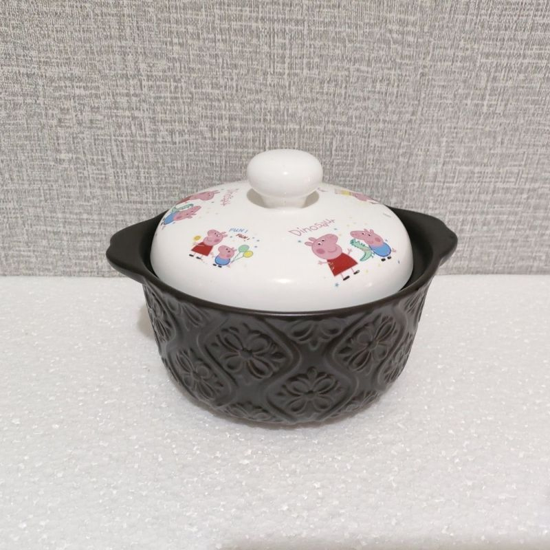 Handcrafted Ceramic Soup Tureen Ideal for Family Gatherings