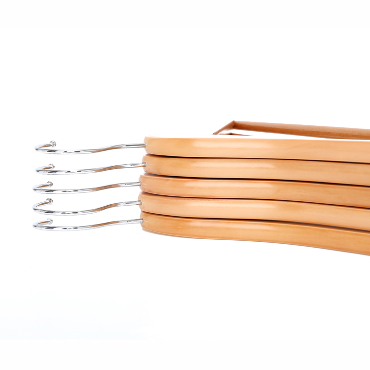 2022 Natural Wooden Clothes Pants Curved Hanger with Antislip Bar BSCI Factory Price