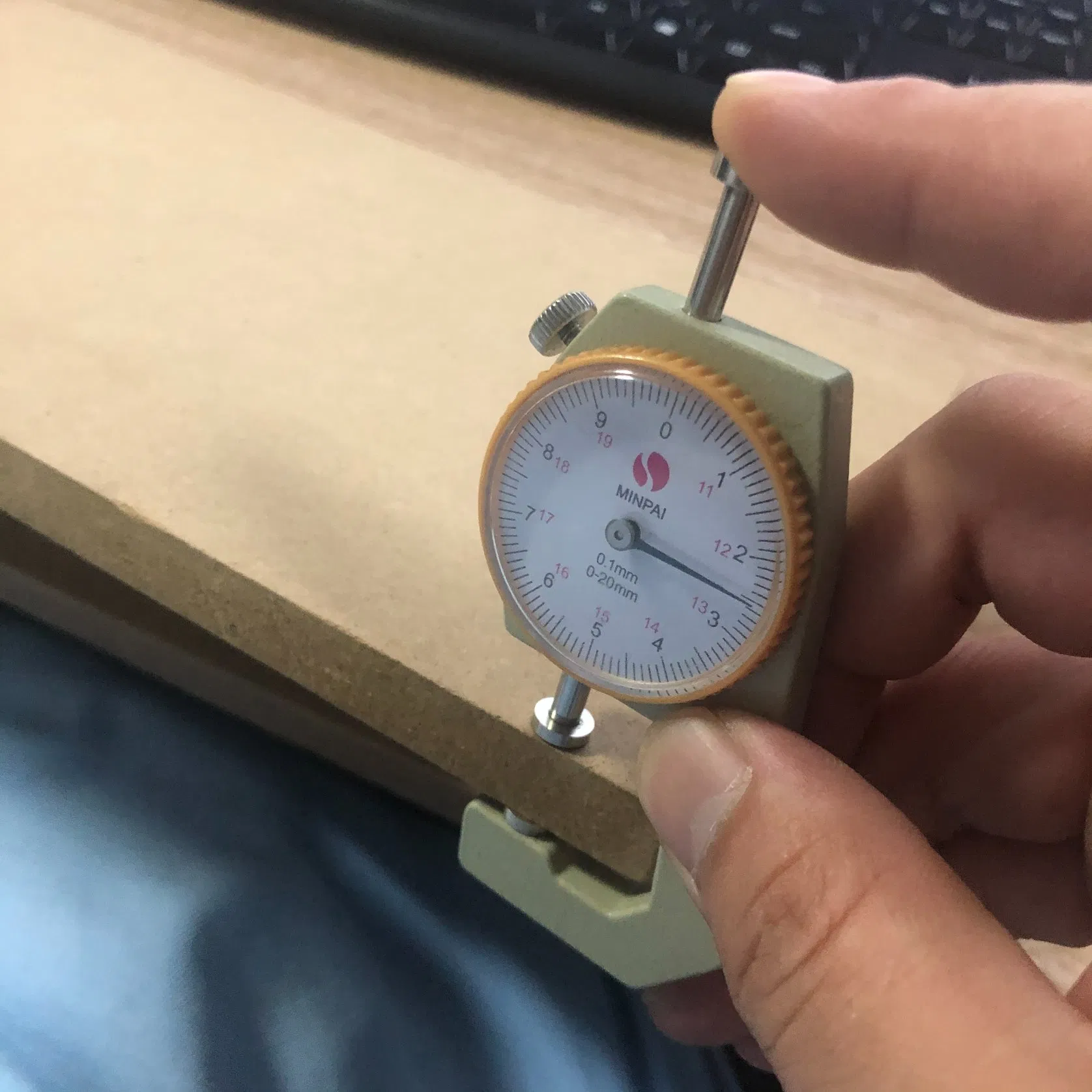 Modern Style E0 Grade Glossy Melamine Board Plywood for Hotel Furniture