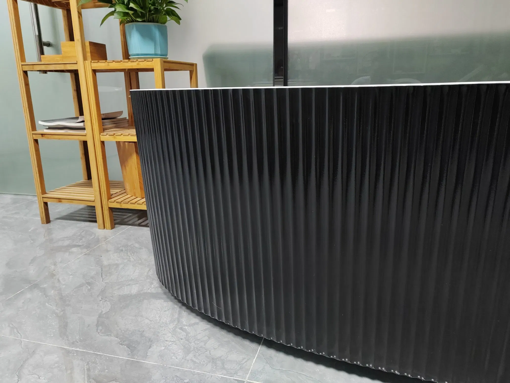 Foshan Hanse Modern Style Freestanding Acrylic Bathroom Indoor Soaking Bathtub