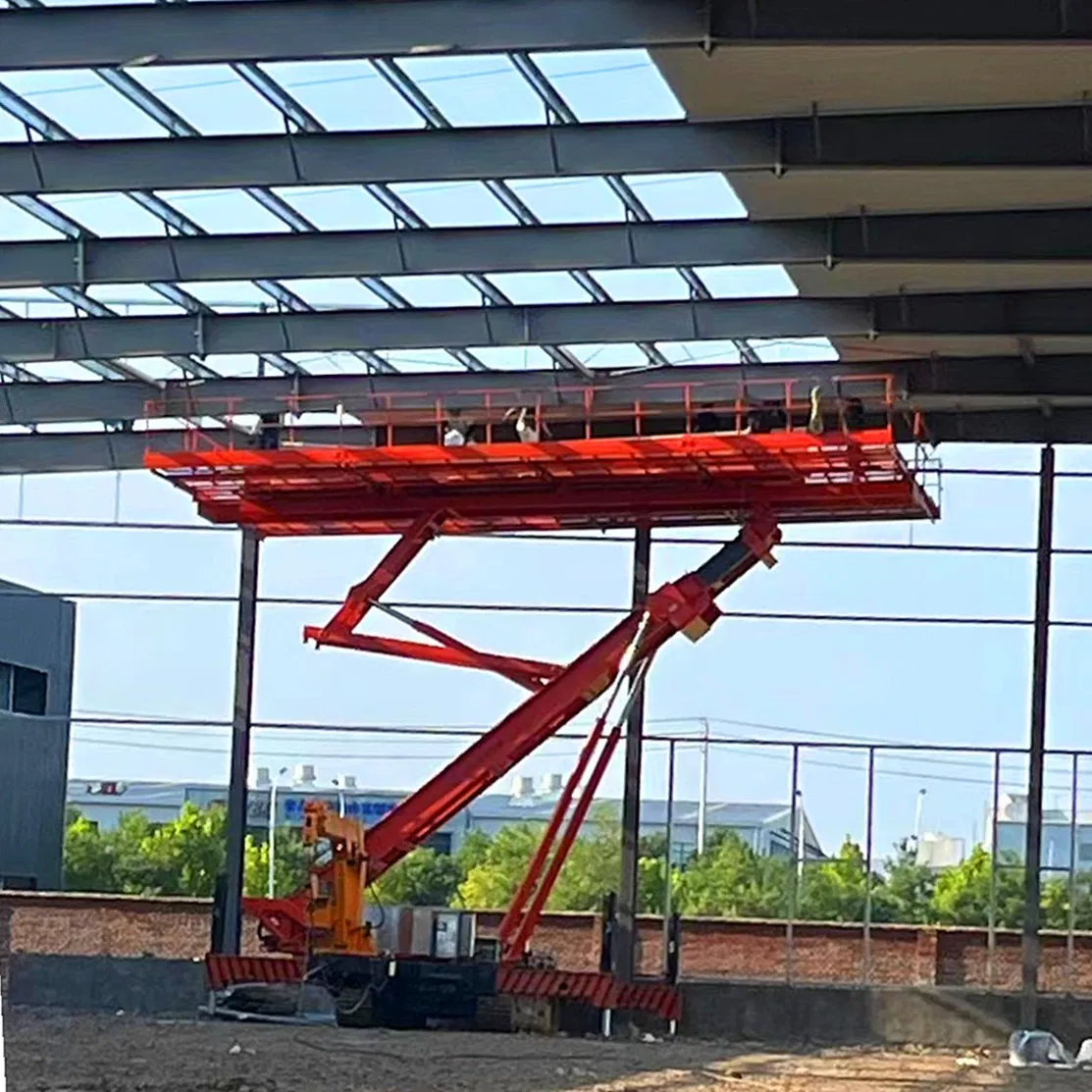 Hot-DIP Galvanized Painting Metal Construction Building with CZ Section Steel