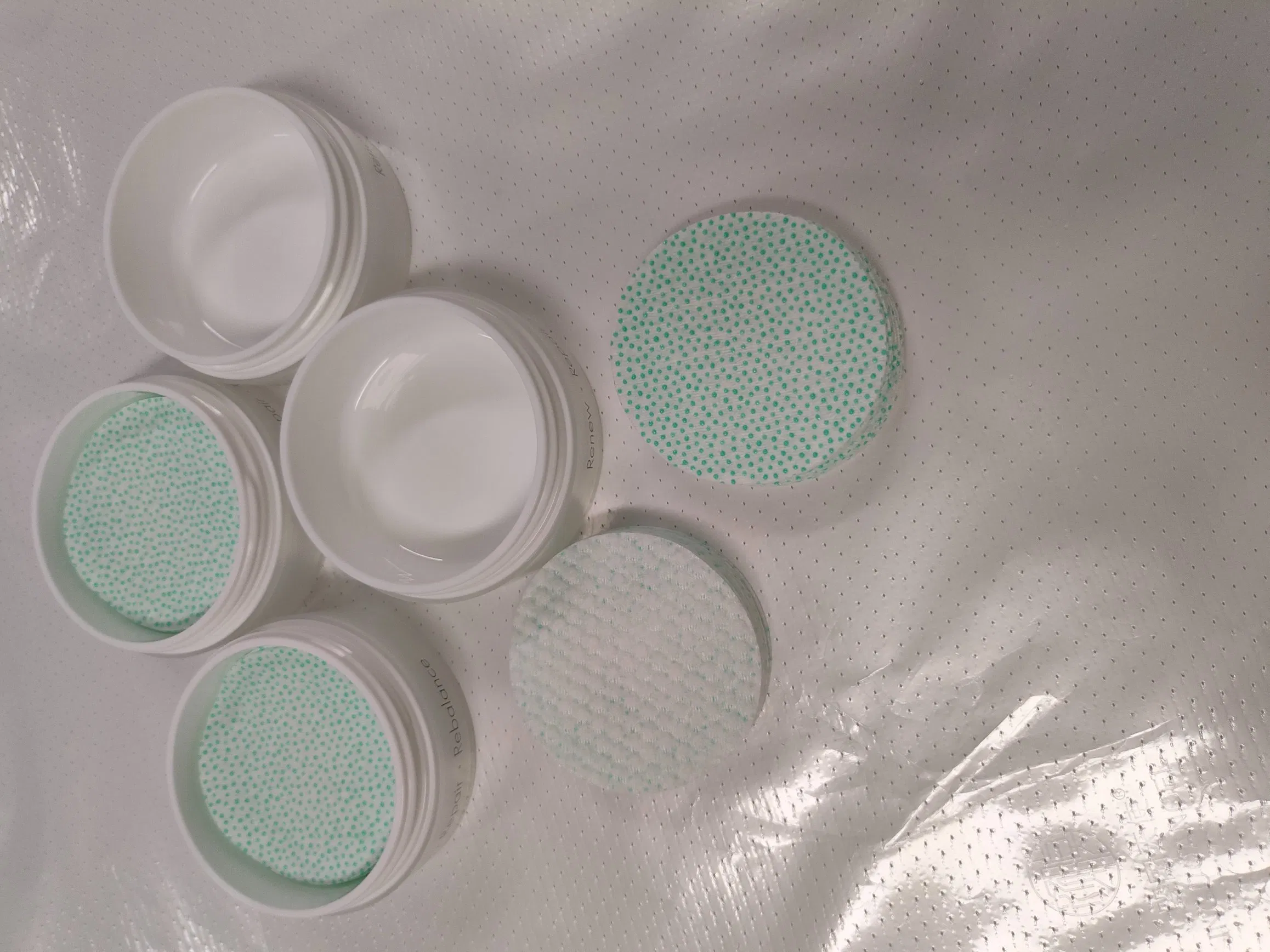OEM Eco-Friendly Remove Makeup Facial Cleaning Toner Pad for Optimal Skin Care