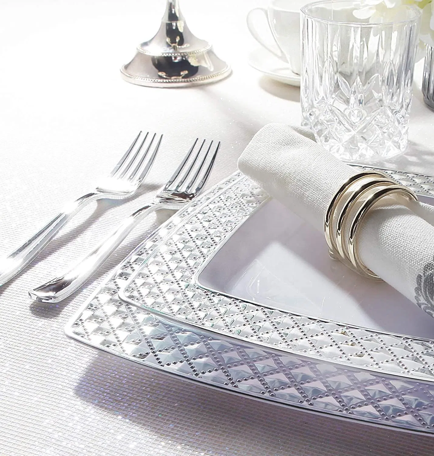 Luxury Silver Plastic Plate Set Gold Cutlery Set with Plate for Wedding Square Disposable Plate
