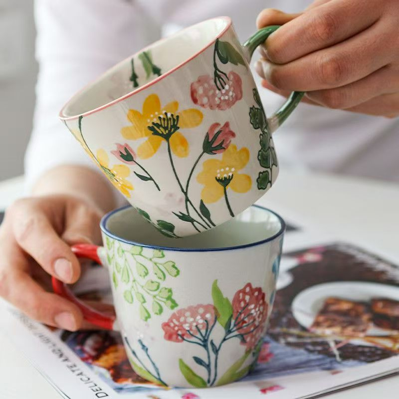 Фарфоровая кофейная кружка Bone China