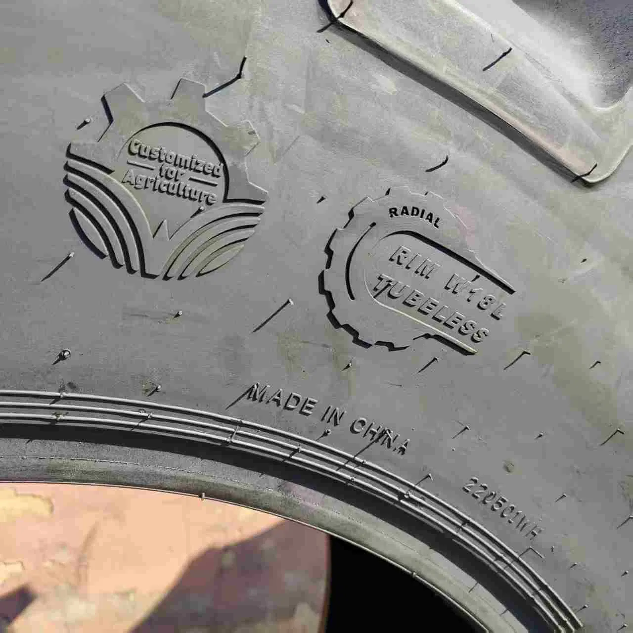 540/65R30 Шина для сельскохозяйственного трактора