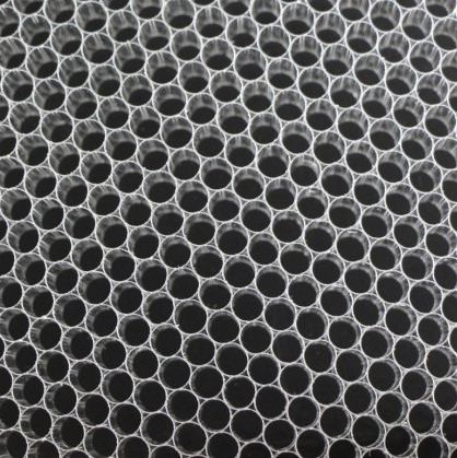 Polycarbonate Honeycomb Act as Filter in Refrigeration Showcase