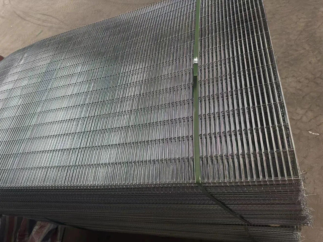 High Quality of Wire Mesh Fence
