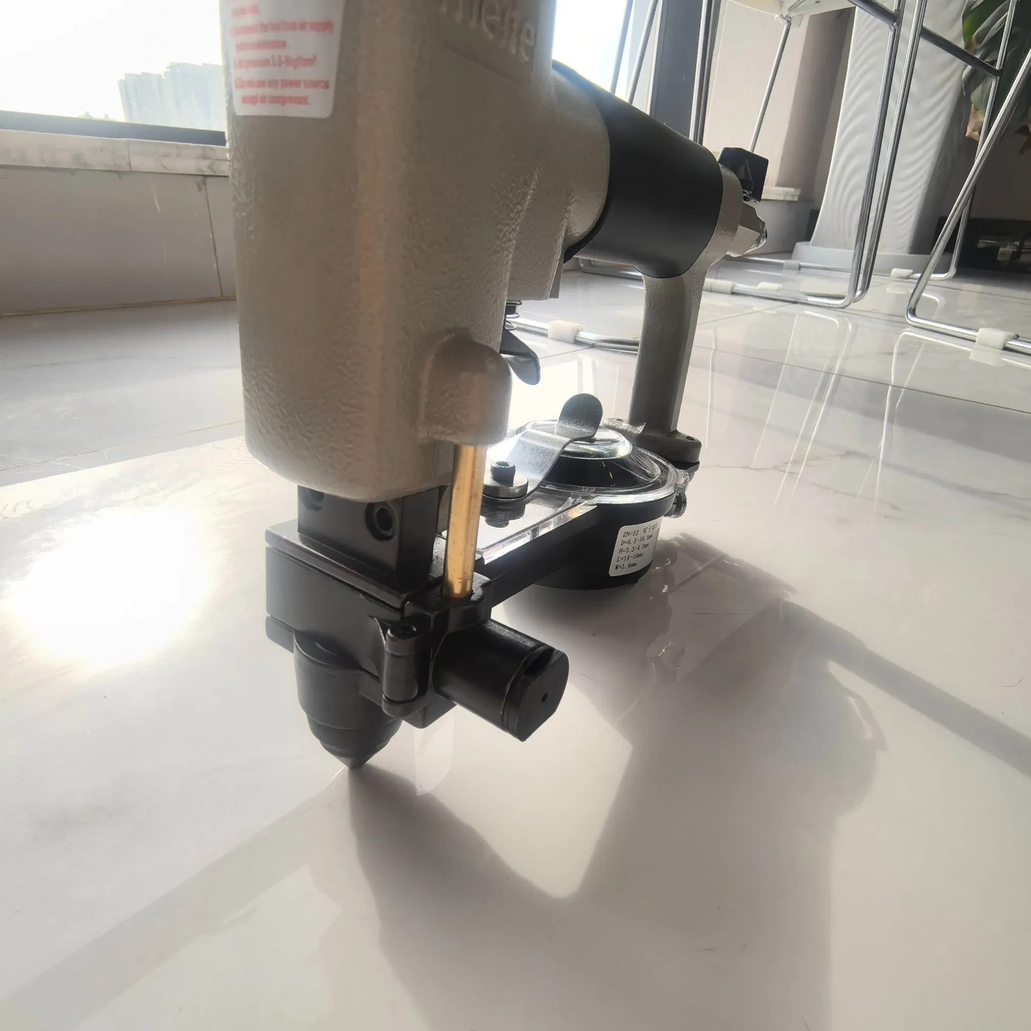 Пневматический гвоздезабивной пистолет Zn-12 для декора мебели