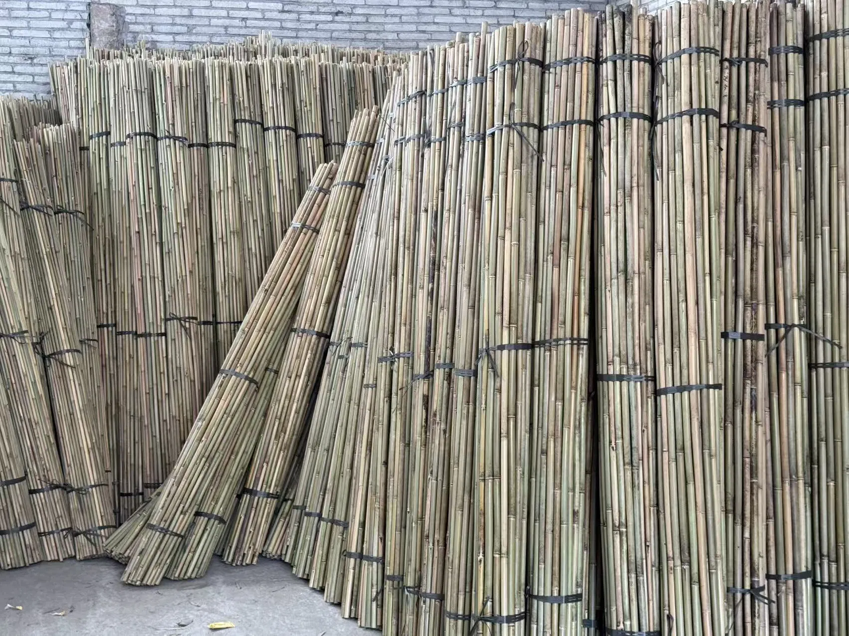 Dry Straight Agriculture Bamboo Poles Manufactures for Garden Plant Tonkin Bamboo Cane