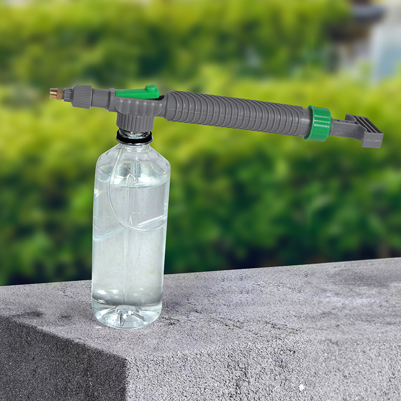 Farmjet Garden Spray Gun Air Pump Manual Sprayer Adjustable Drink Bottle Sprayer