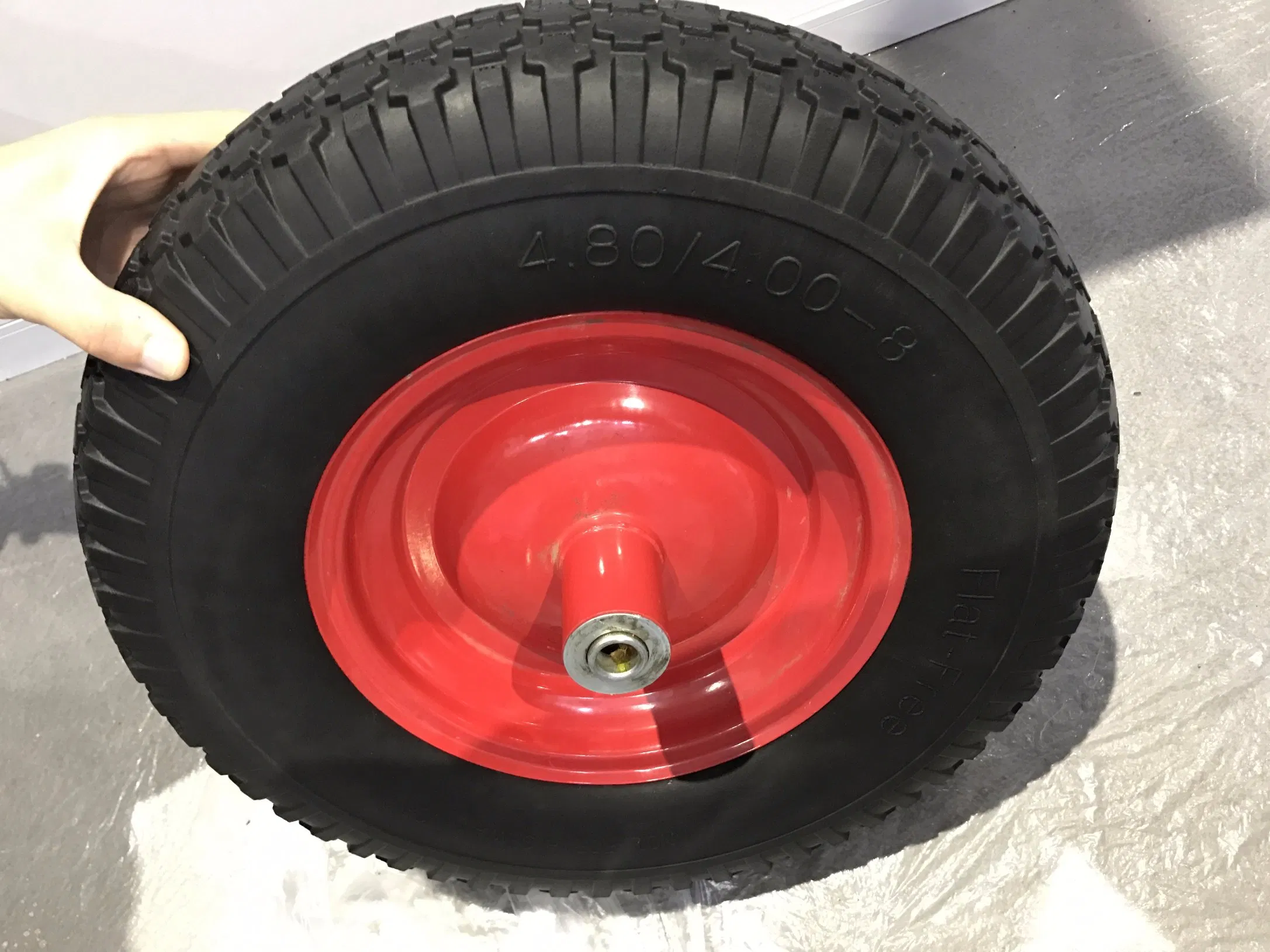 China Cheapest Wheel Barrow PU Wheel