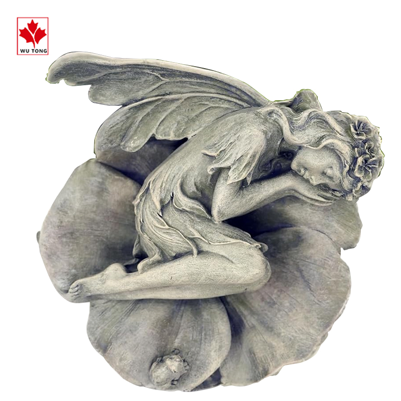 Скульптура Спящие ангелы на листьях лотоса для птиц