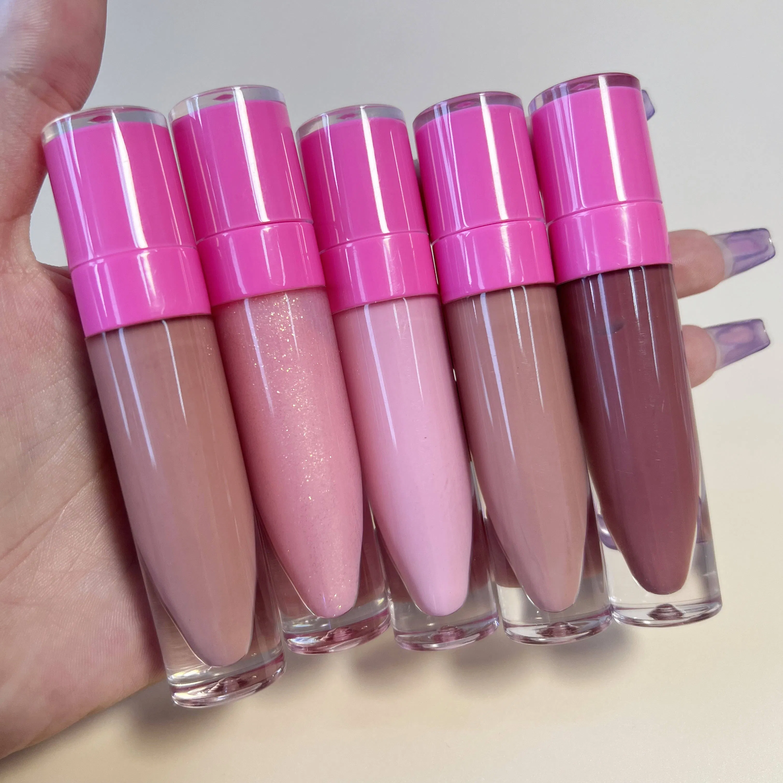 Low MOQ High Quality Plumping Lips Lip Gloss with Private Label for New Businesses and Emerging Cosmetic Lines