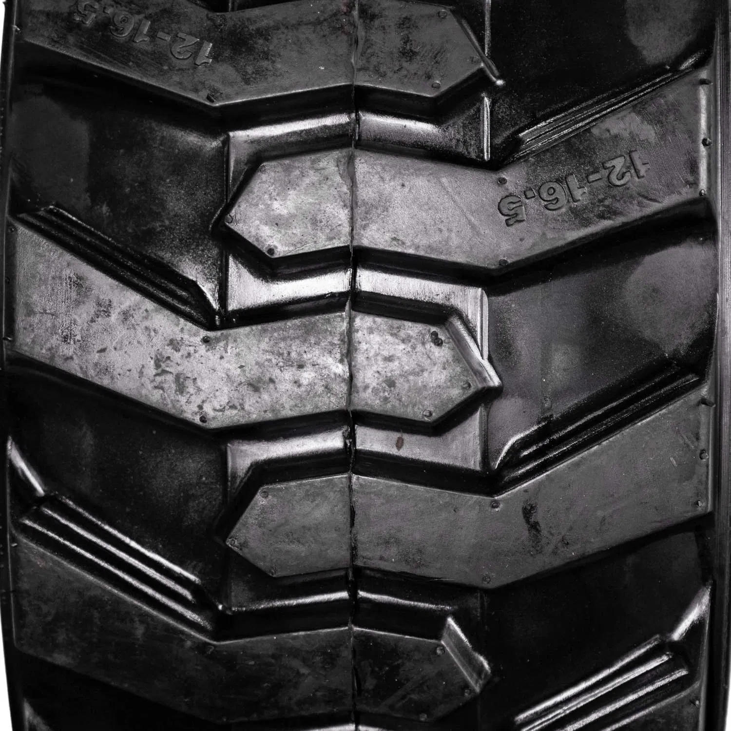 12-16.5 Skid Steer Tire for Industrial and OTR Use, ISO 9001:2015 Certified