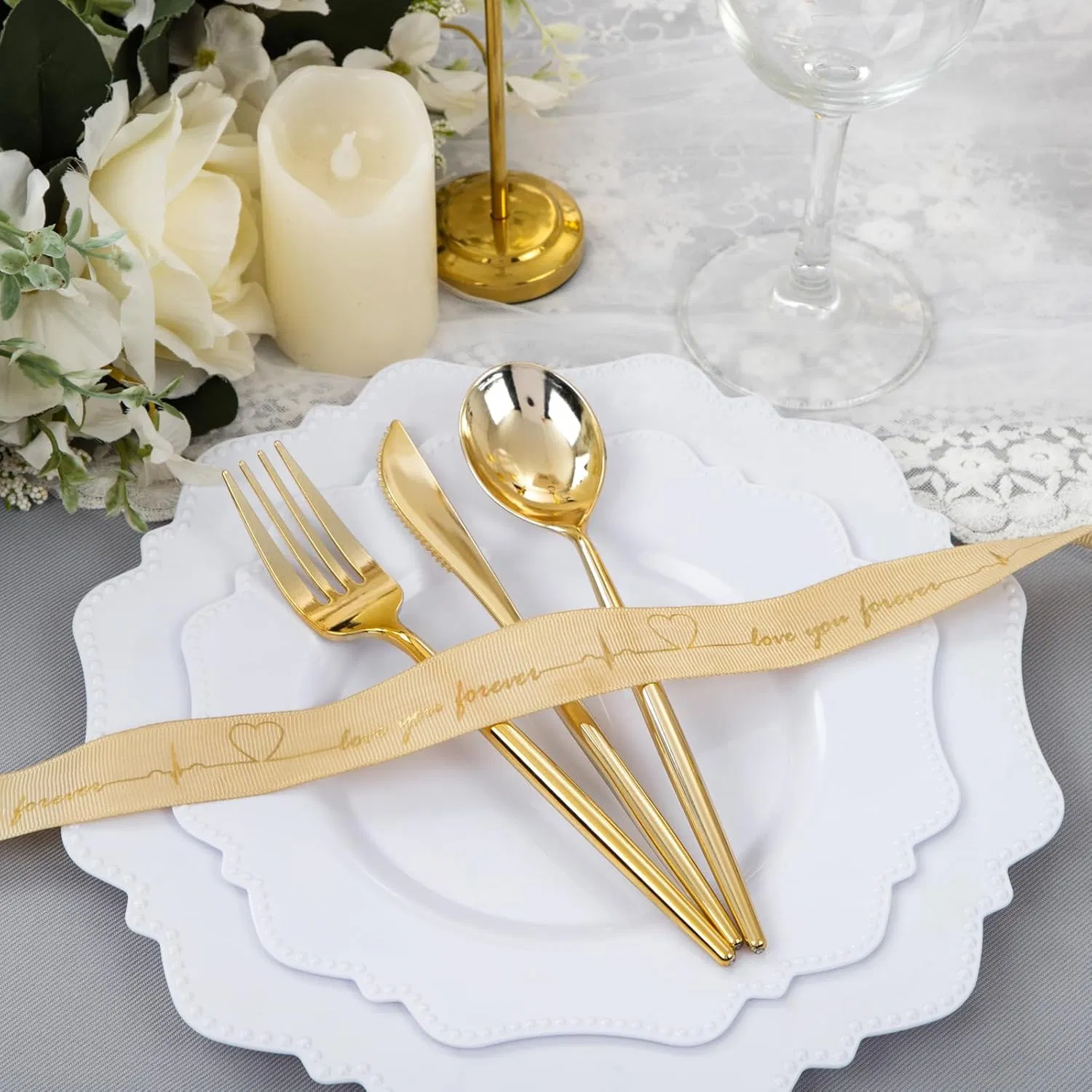 Fancy Plastic Beaded Plates, Disposable Christmas Plastic Plates