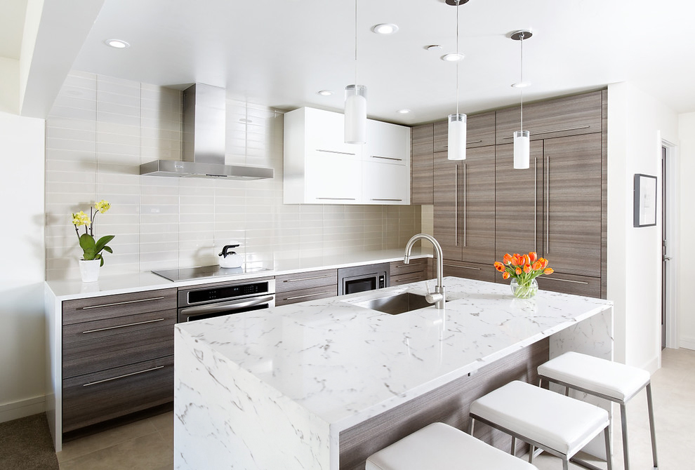 China Artificial Quartz Stone Slab Countertop White Yellow Grey Red Colorful Stock
