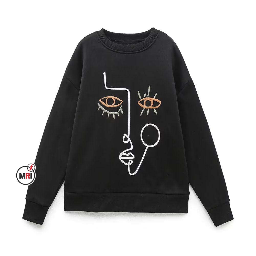 Свитшот женский свободный с вышивкой спущенное плечо