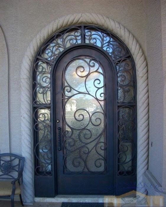 Round Top Exterior Gate Red Oak Wooden Door for Cottage