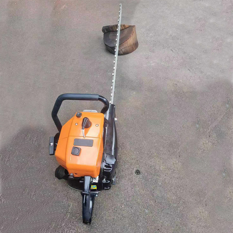 Good Perfermance High Duty Strong Power Professional 105cc Chain Saw