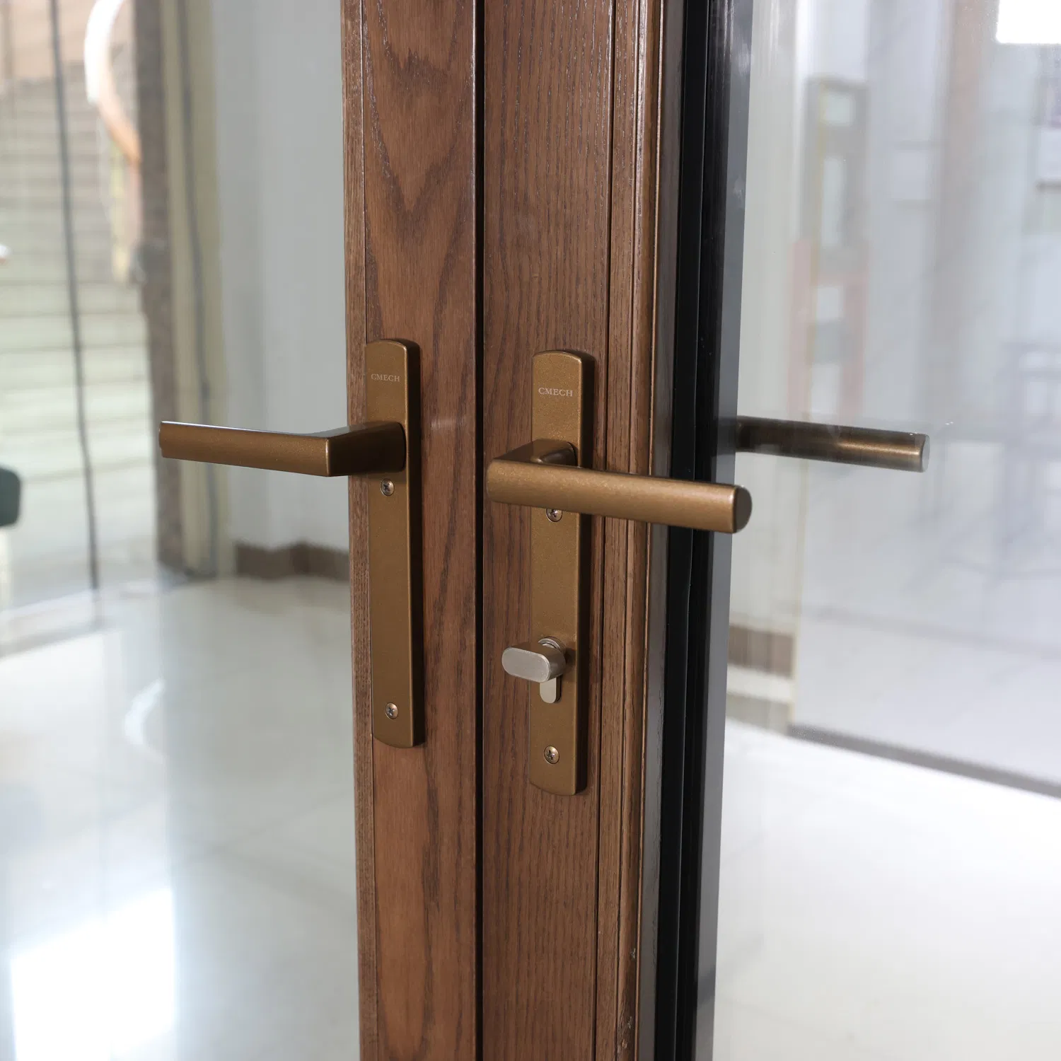 Customied American Oak Soundproof Aluminum-Clad Doors and Windows Wood Door