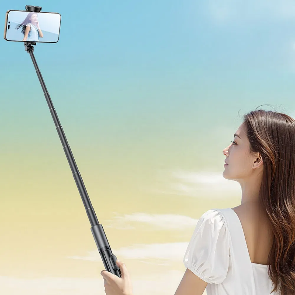 Компактный тревел-штатив для селфи и фото