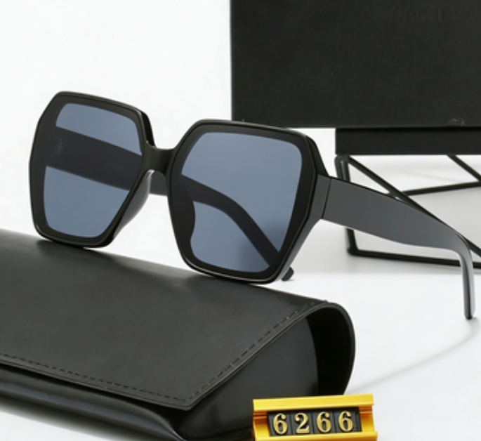 Fashion Sunglasses for Women and Men Trendy Square Shades New UV400 Sun Glasses