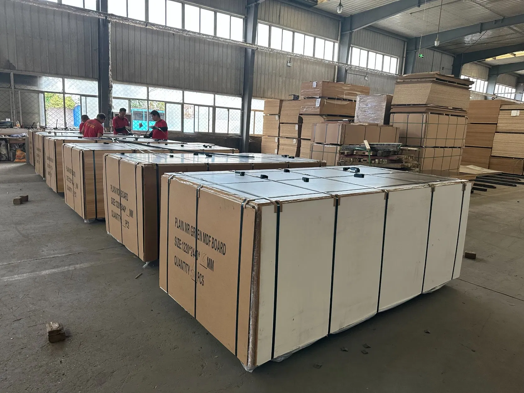 Melamine Laminated Particle MDF Board