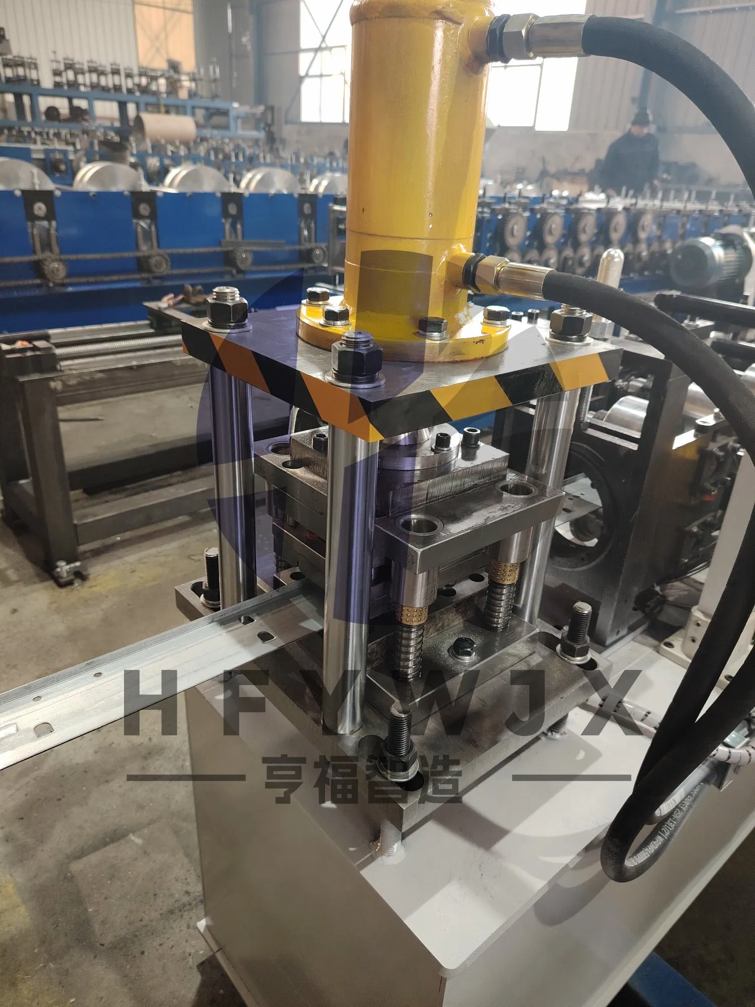 Metal Stud and Track Baffle Ceiling Aluminum Light Steel Keel Machine Equipment