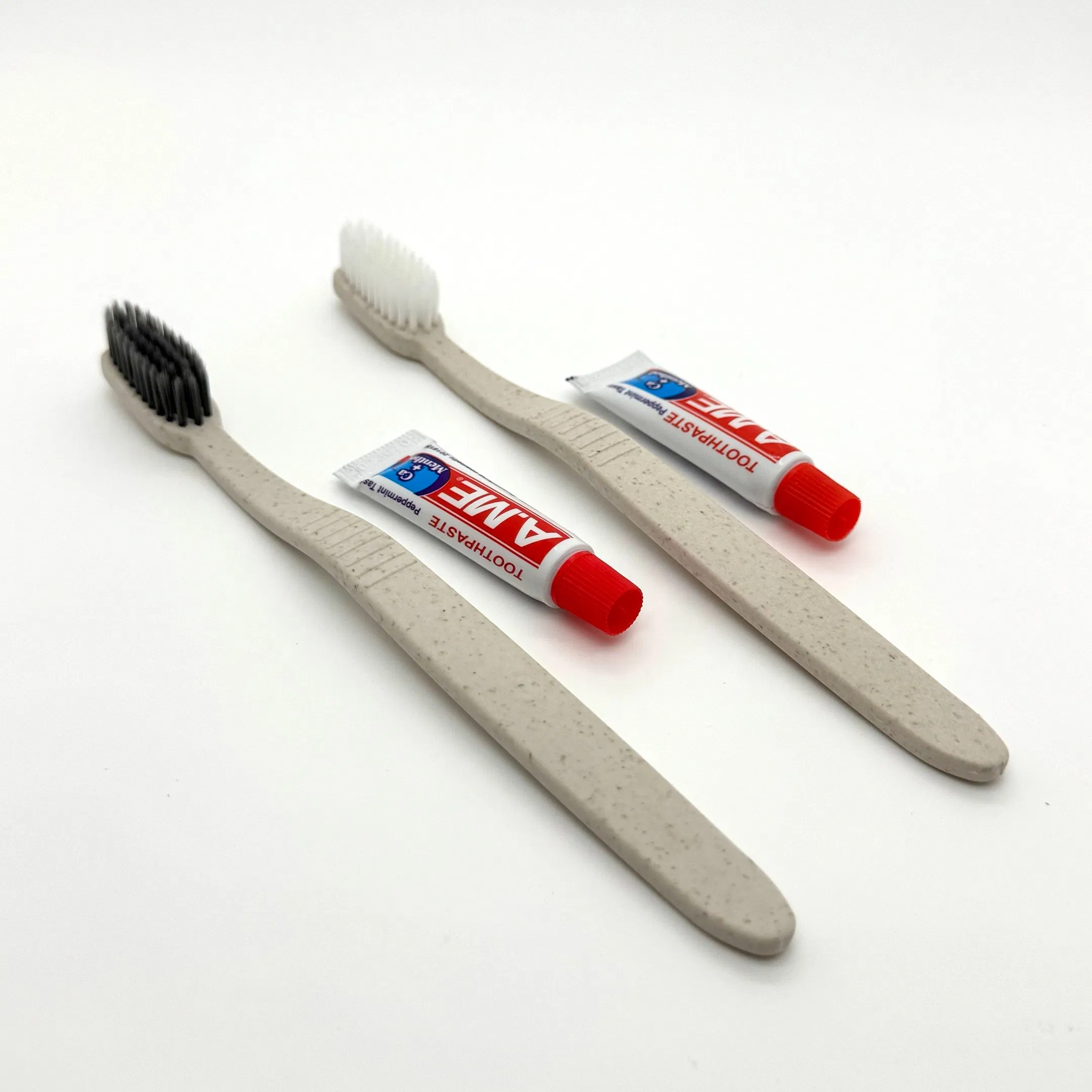 High Quality Environmentally Friendly Straw Hotel Amenities with Customized Logo 01