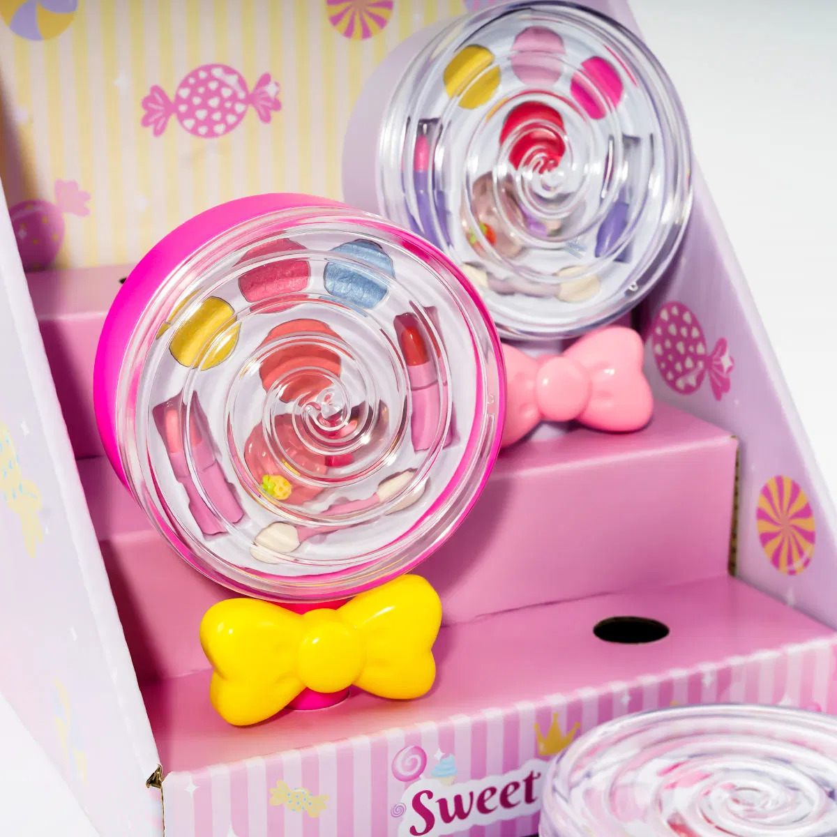 Fun and Colorful Children's Cosmetics Toy Set for Play