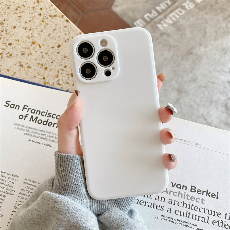 Магнитный чехол для iPhone 17 PRO с жидким силиконом