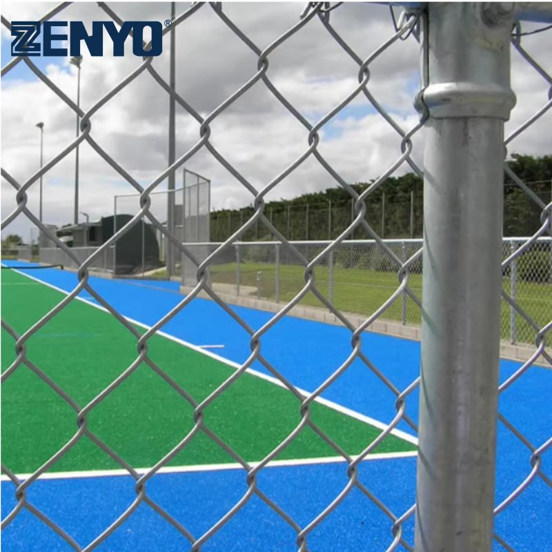 4FT 6FT 8FT Galvanized Chain Link Fence Mesh Slope Protection Animal & Football Court& Cyclone Wire Fence