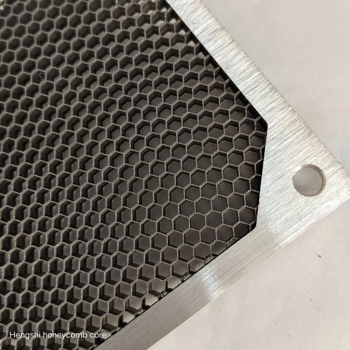 Hengshi Steel Honeycomb Core Vents for EMI Fr Shielding and Mrc