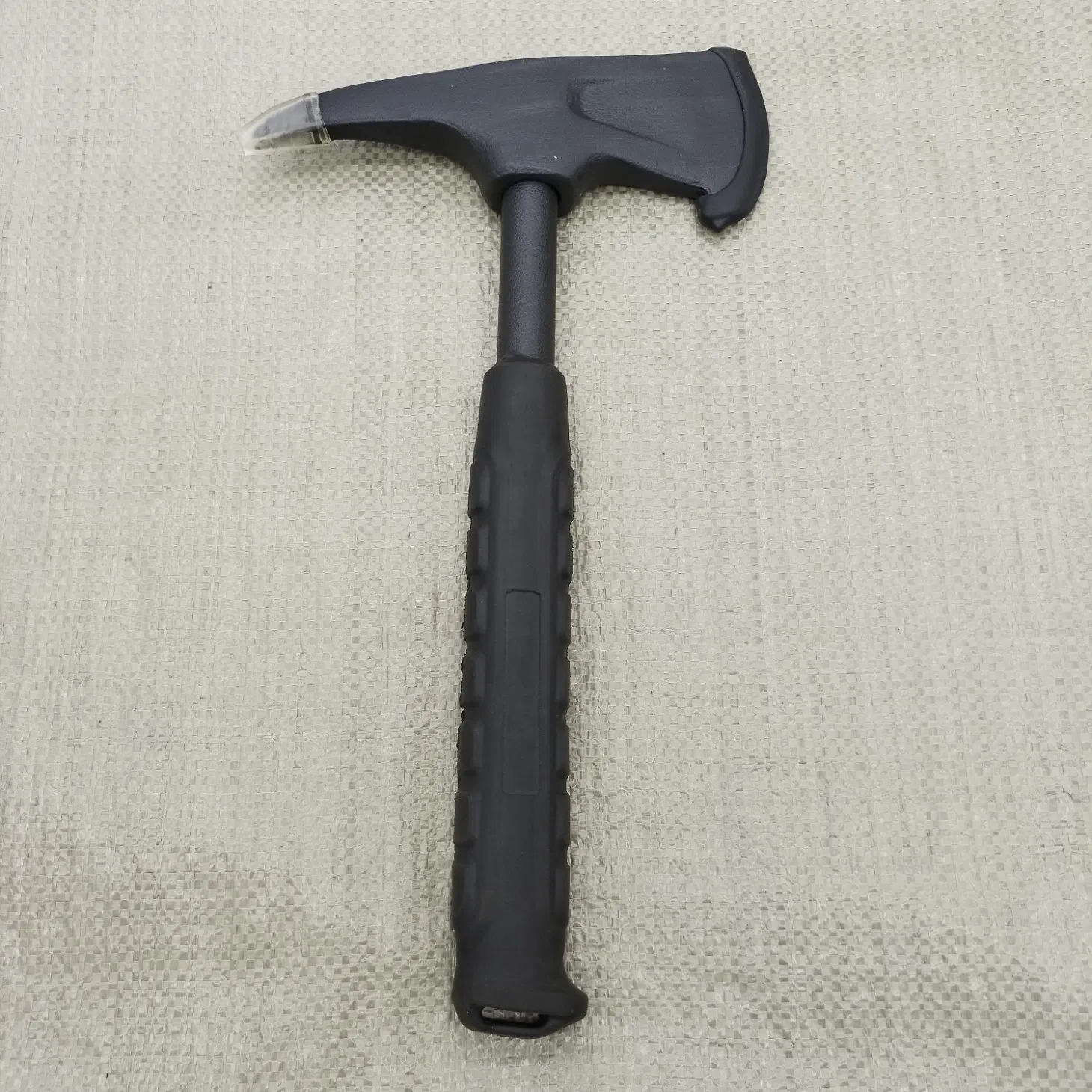 Forcible Entry Tool: Professional Fire Axe with Wedge-Shaped Pick and Sharp Blade, Ideal for Search and Rescue (SAR) Missions