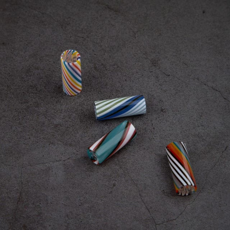 Borosilicate Colored Glass Spiral Cigarette Holder