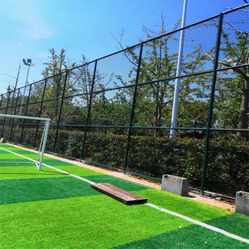 on-Site Adaptable Fencing Solution with Customizable Dimensions Sport Field Fence