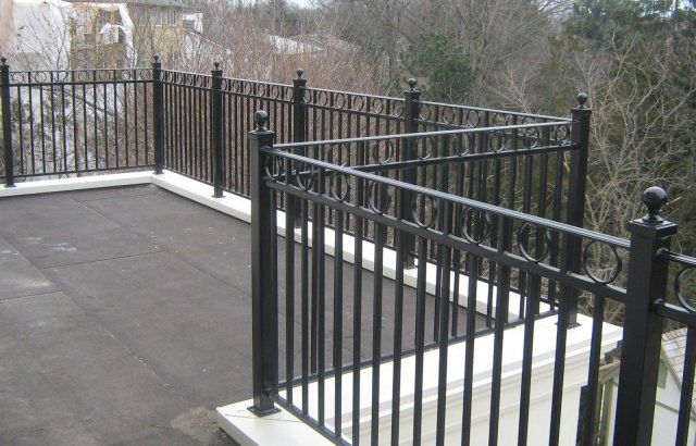 2020 High Quality Classic Design Wrought Iron Fence