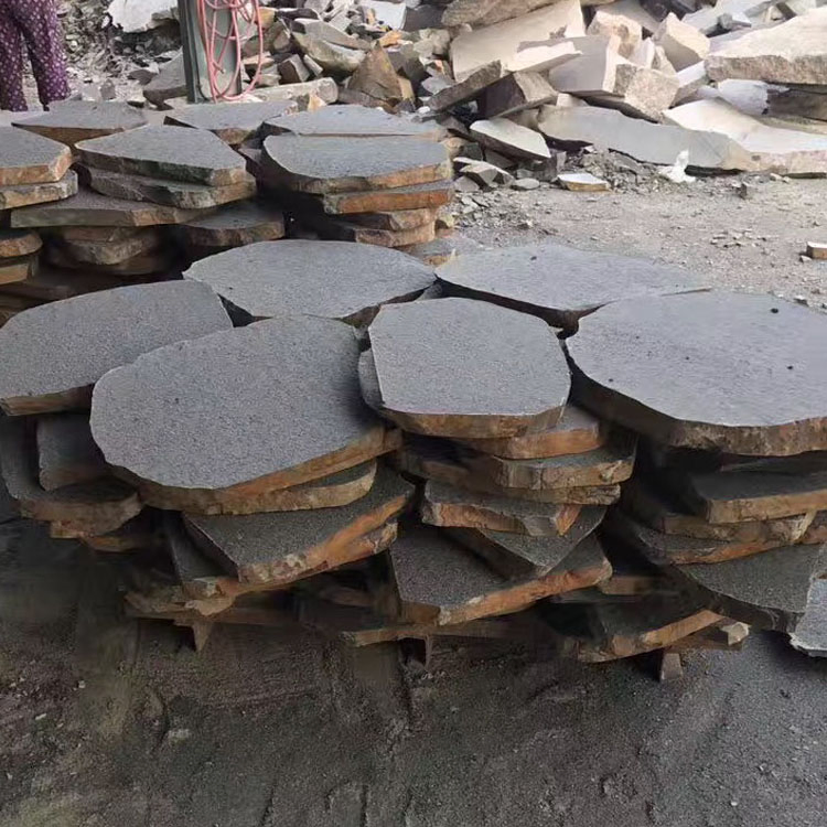 Flamed/Bush-Hammered Black Basalt Flagstone Pavers for Outdoor Garden Pavers