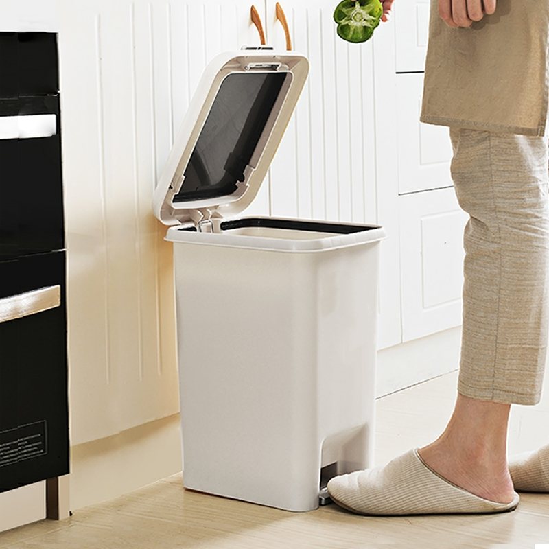 Мусорное ведро прямоугольное с педалью, 8-20 л