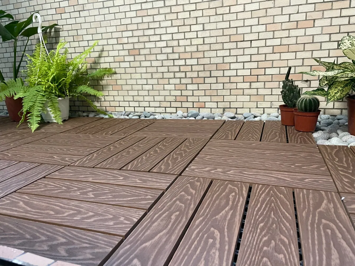Waterproof UV Resistance DIY WPC Decking Tile
