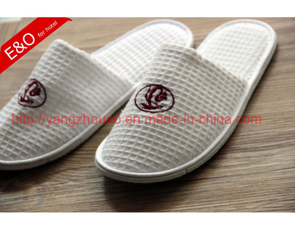 Hotel Amenities Hotel Supply Embroidered Waffle Ladies Slippers