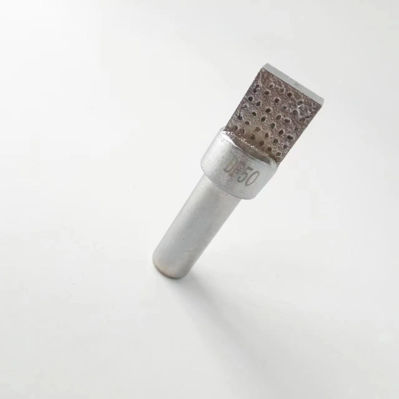 Многогранный алмазный правящий резец High Quality Series